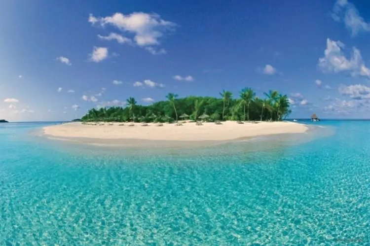 Extensión Gili Lankafushi 4N TB 2023 Suite diseñado por LAT.40