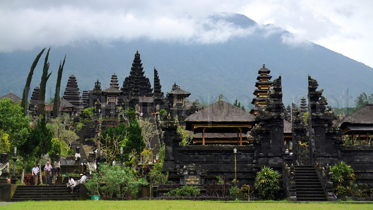Ubud | LAT.40