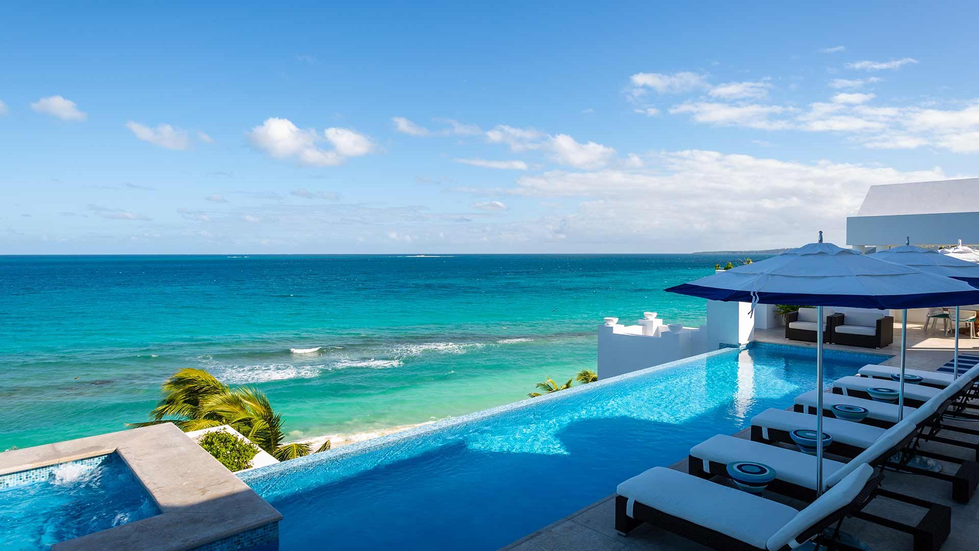 Long Bay Villas Anguilla en su destino