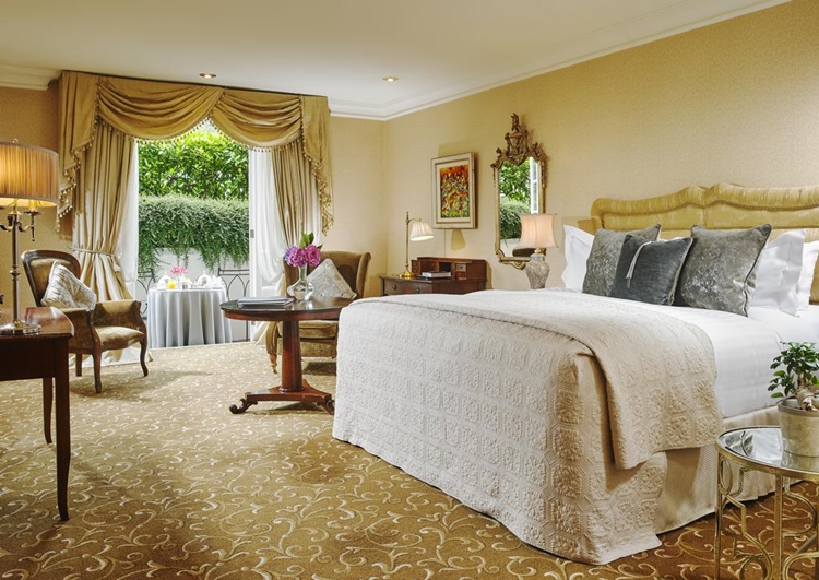 Hayfield Manor Hotel en su destino