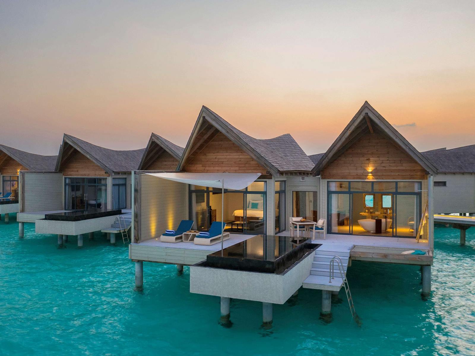 Mövenpick Resort Kuredhivaru Maldives en Maldivas