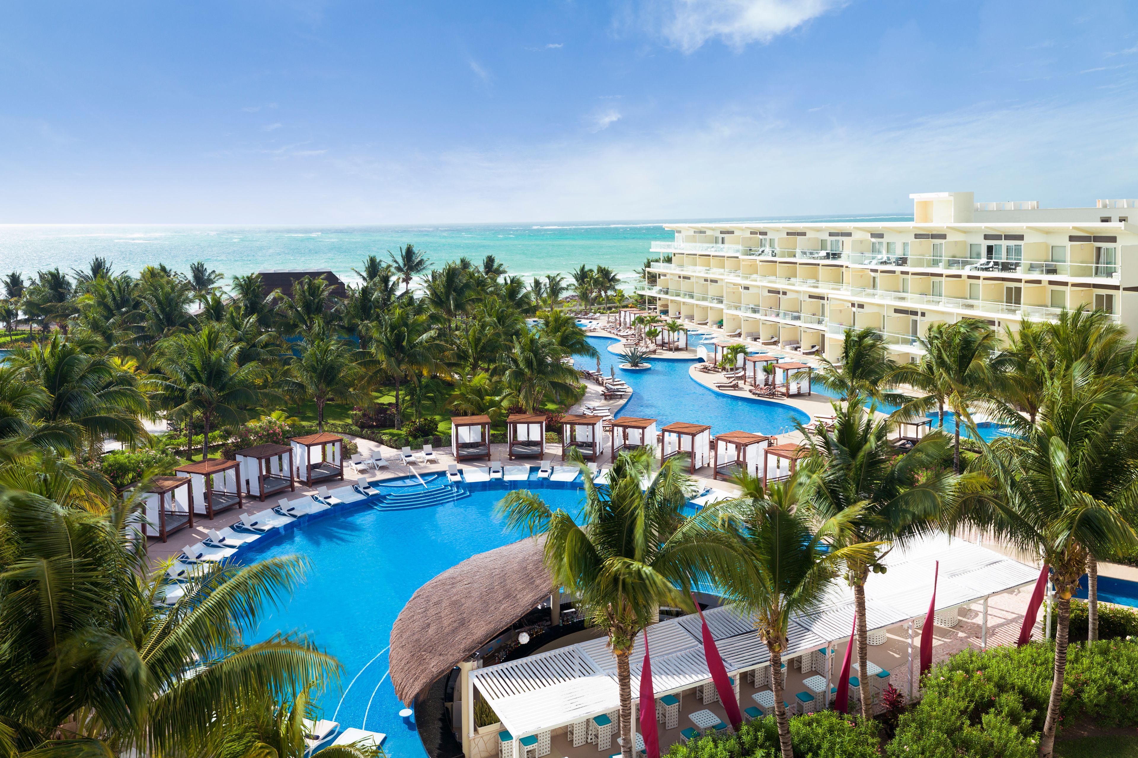 Azul Beach Resort Riviera Cancun en su destino
