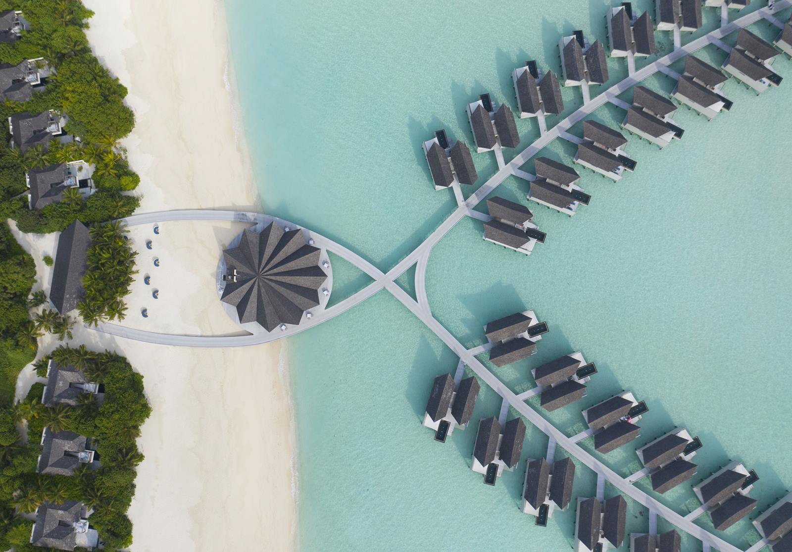 Mövenpick Resort Kuredhivaru Maldives en Maldivas