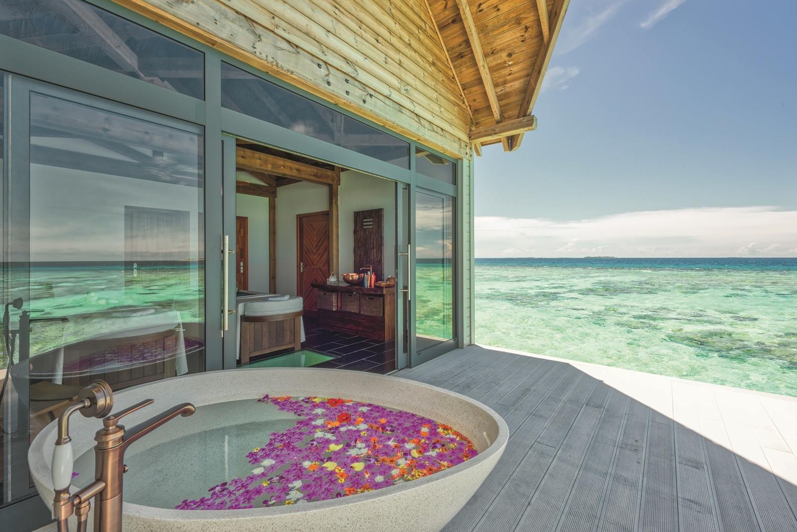 Mövenpick Resort Kuredhivaru Maldives en Maldivas