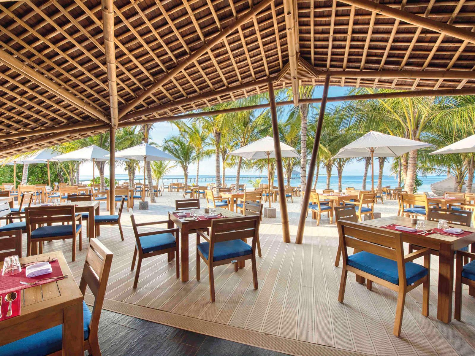 Mövenpick Resort Kuredhivaru Maldives en Maldivas