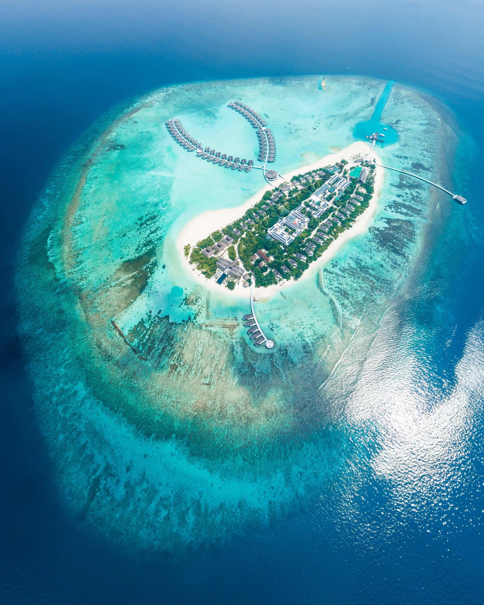 Mövenpick Resort Kuredhivaru Maldives en Maldivas