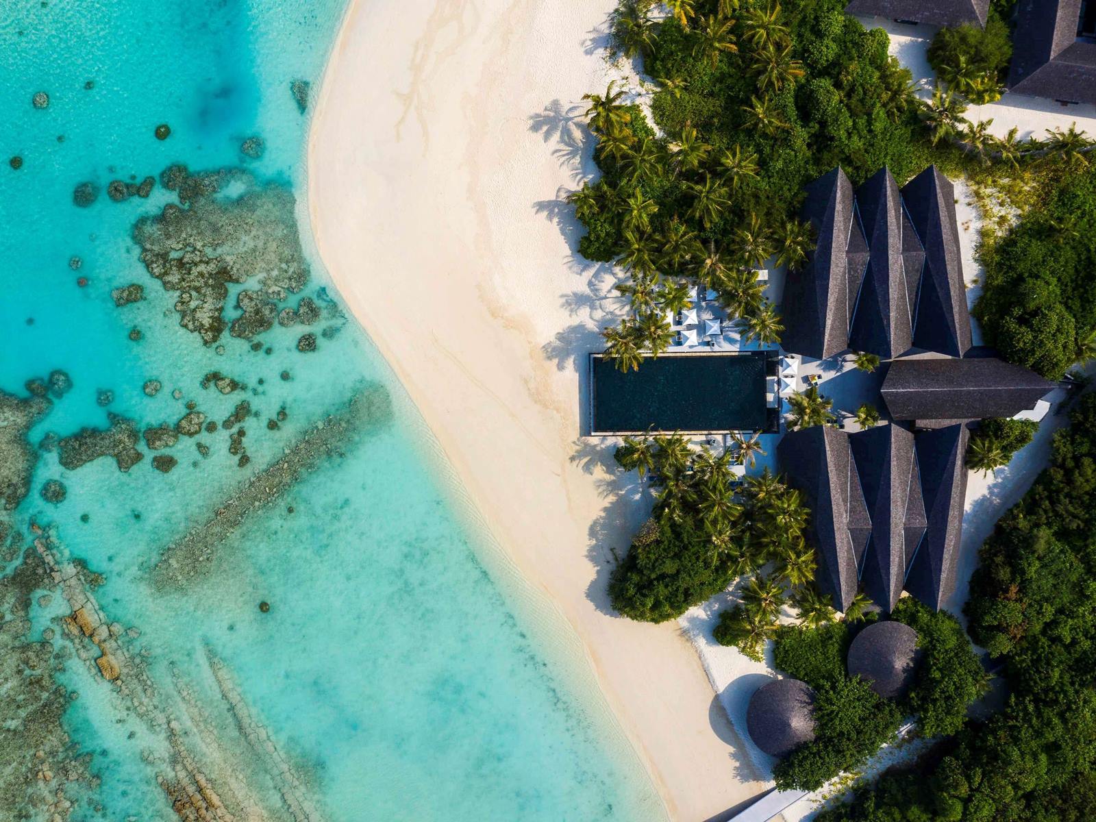 Mövenpick Resort Kuredhivaru Maldives en Maldivas