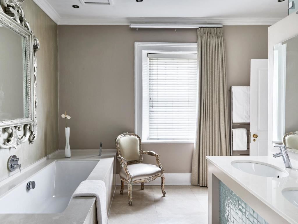 Dock House Boutique Hotel & Spa