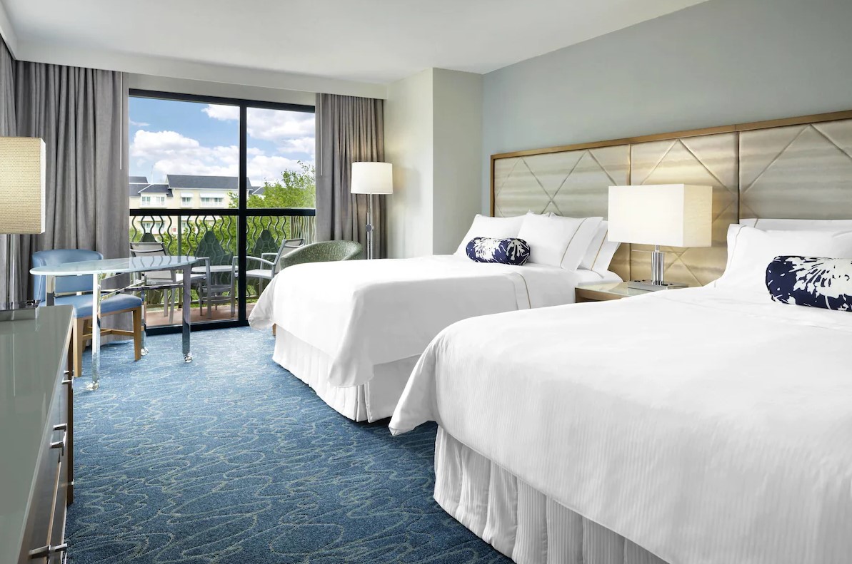 Walt Disney World Swan 