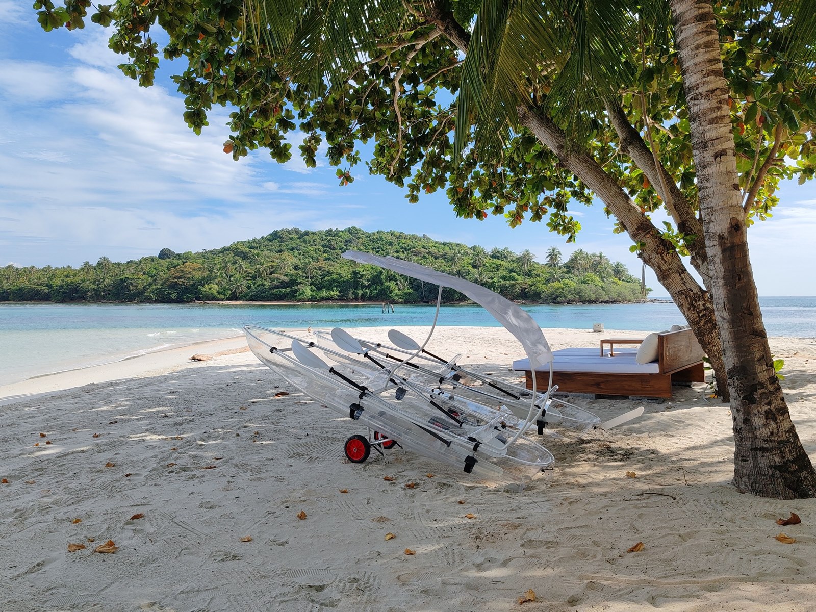 Full Moon Island Resort