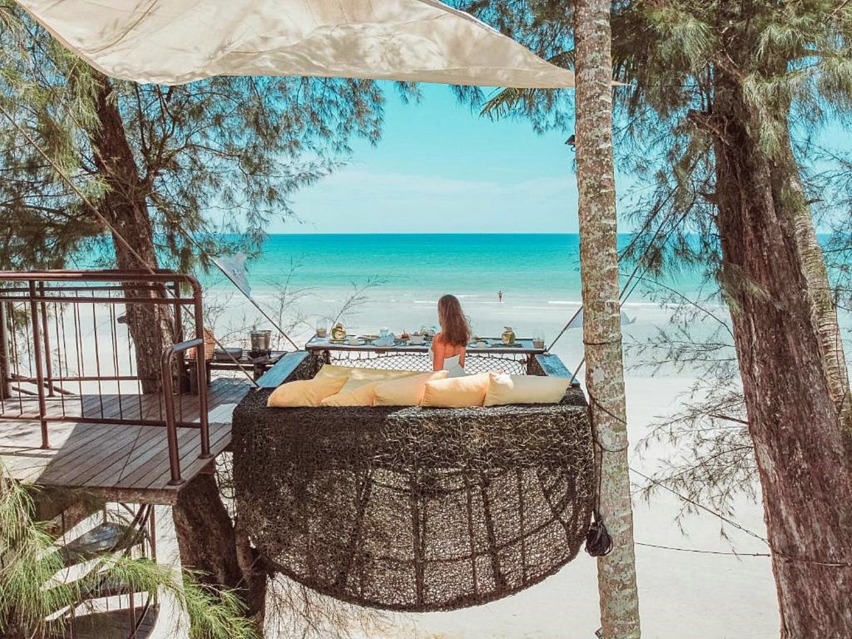 High Season Pool Villa & Spa