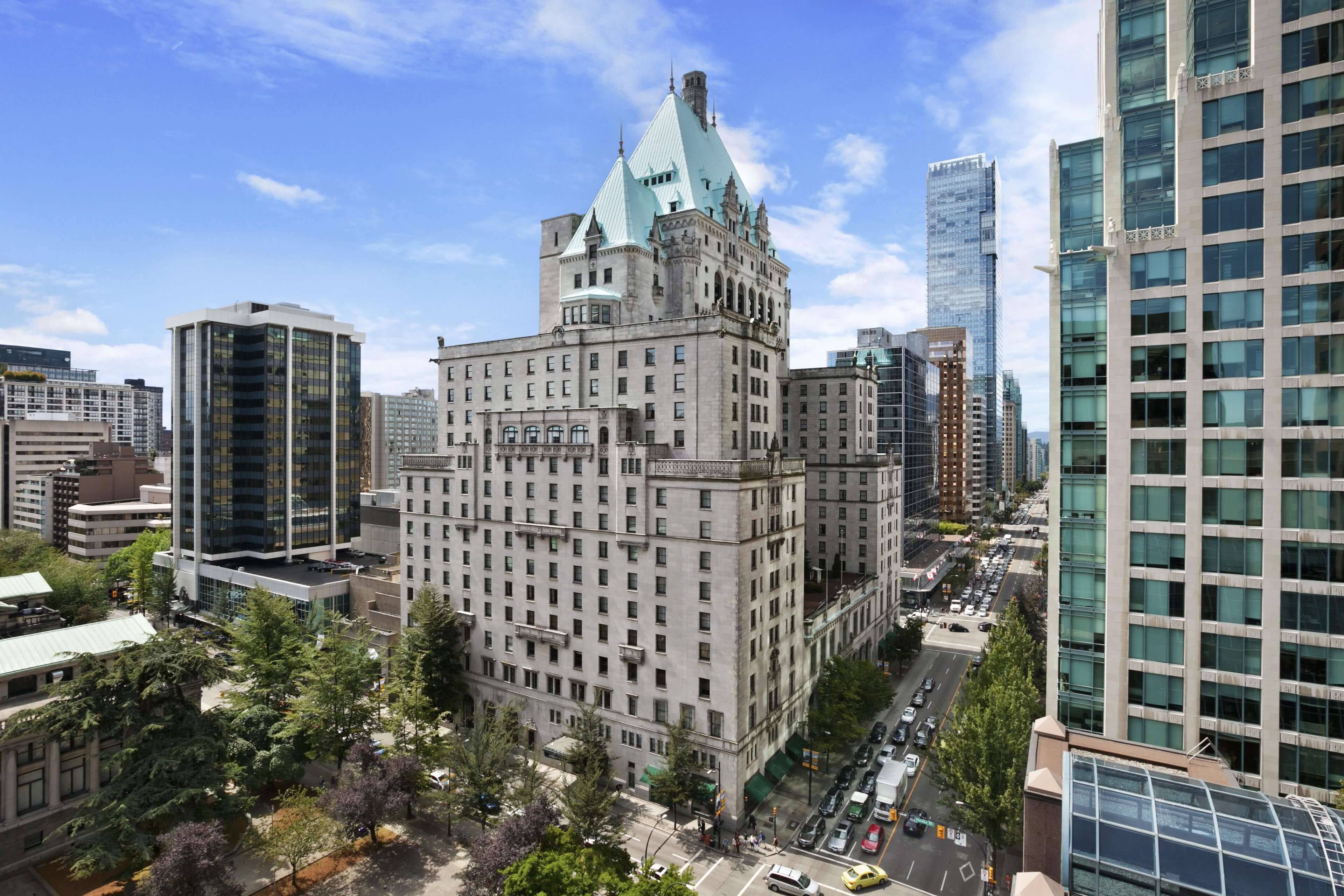 Fairmont Hotel Vancouver en su destino