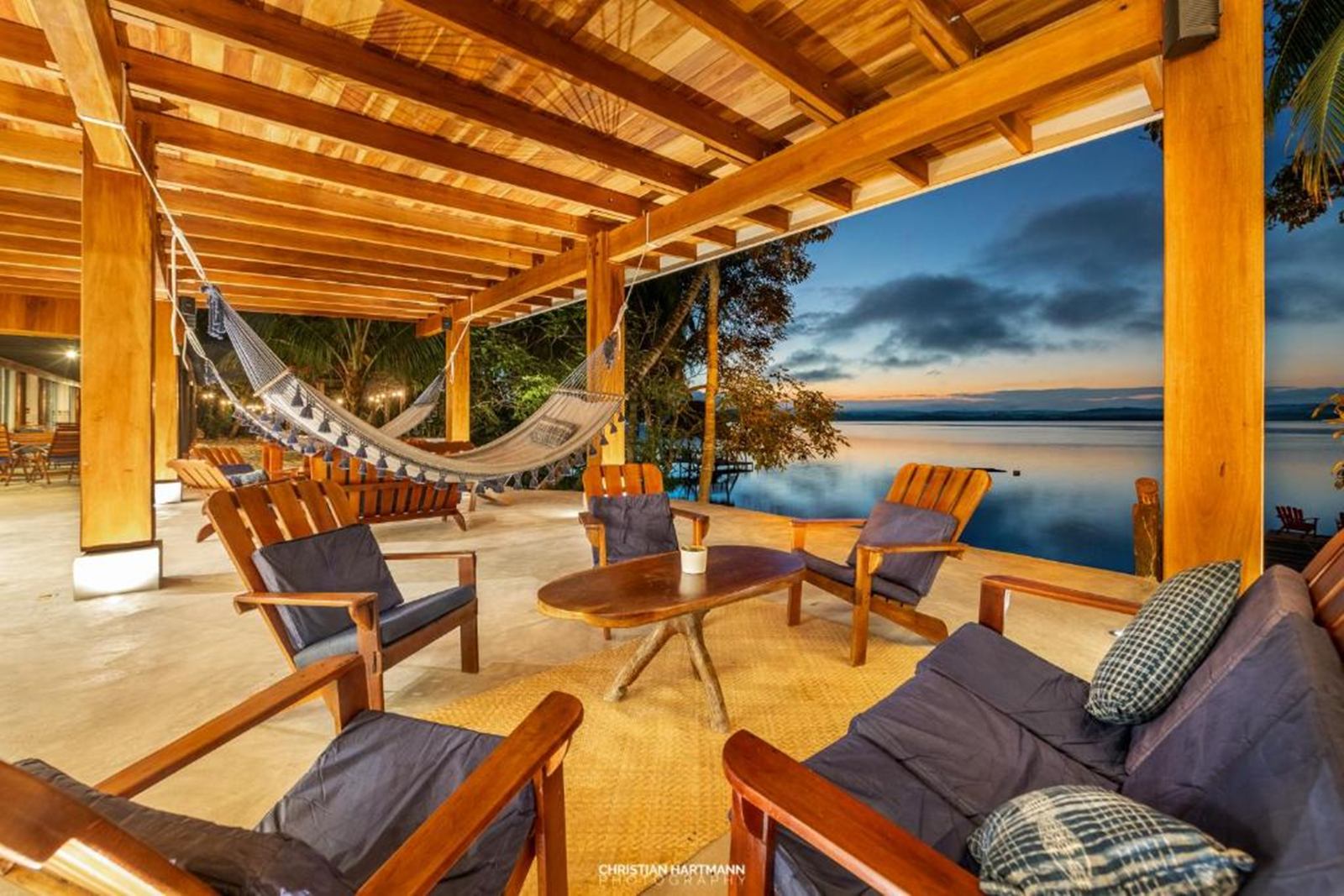 Hotel Gringo Perdido en lago peten itz