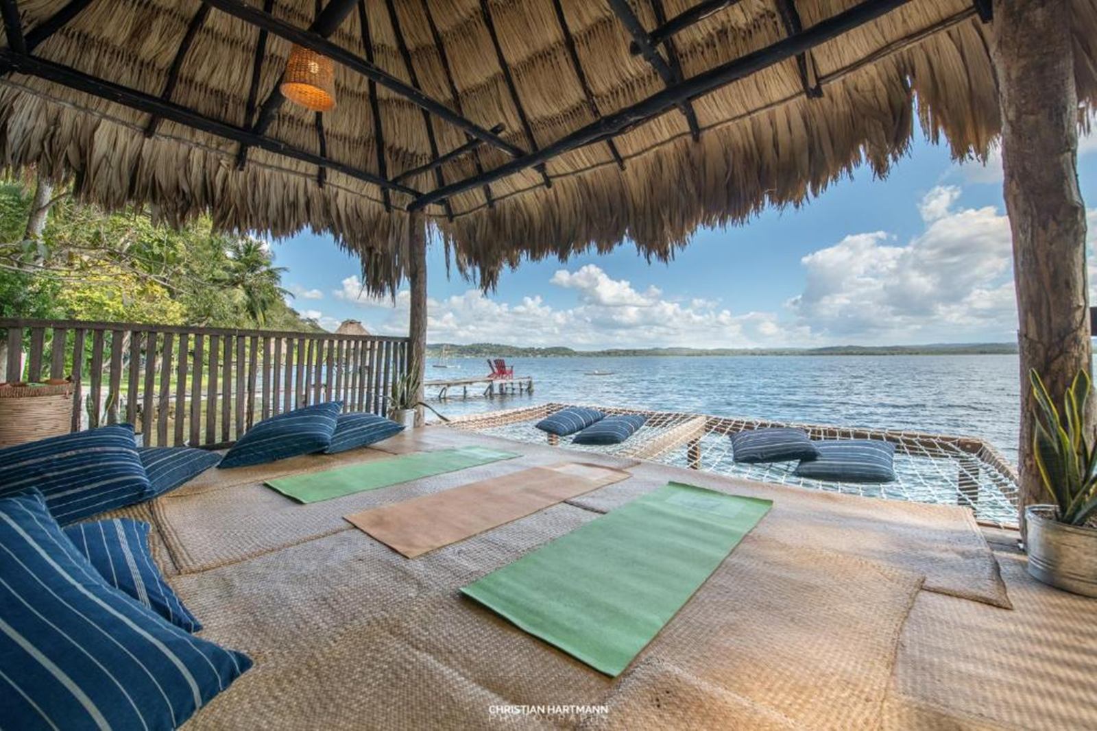 Hotel Gringo Perdido en lago peten itz