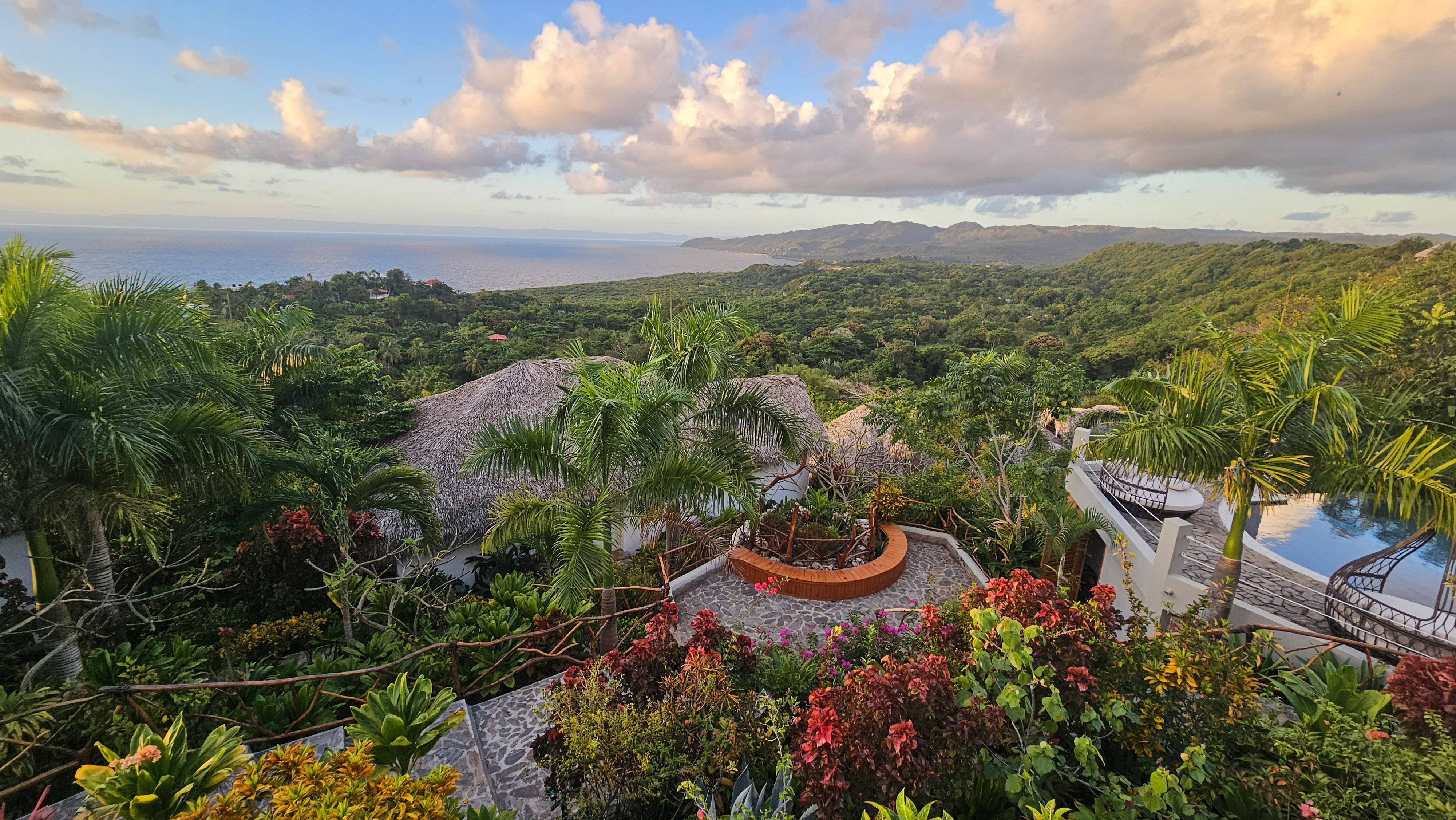 Araya Resort